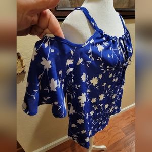 % Summer Cold Shoulder Top - Size M